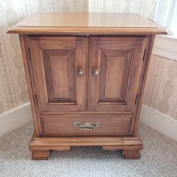 Solid Rock Maple Cabinet with Drawer

