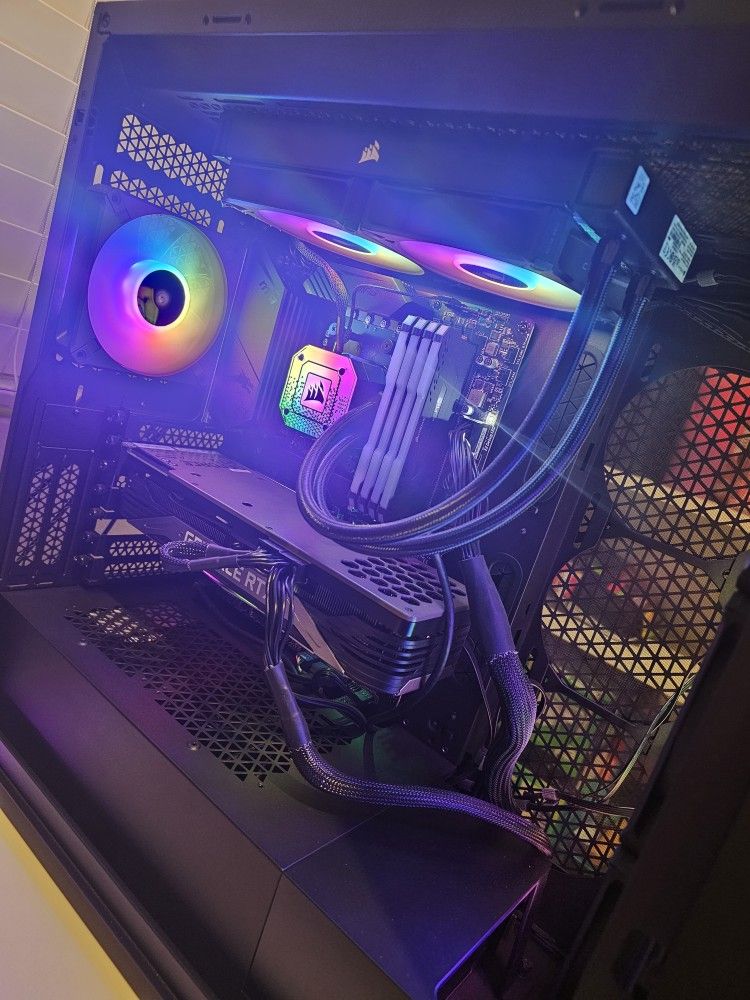 Great Starter Gaming PC (Missing SSD)