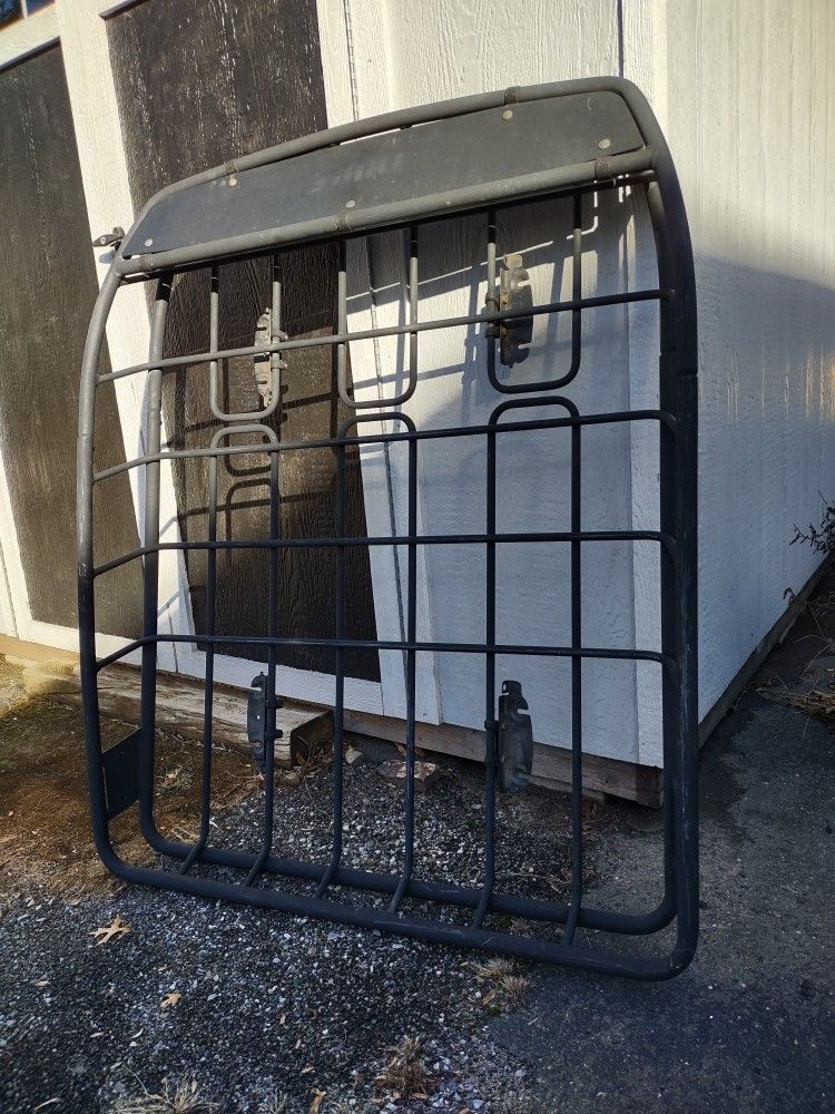 Thule Roof Basket And Crosstrek Cross Bars 