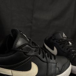 Nike Air Jordan Low Top