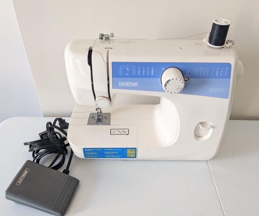 Sewing Machine, Brother LS 2125