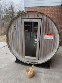 2015 Good Condition Almost Heaven Watoga 4-Person Sauna 6x5ft - Brightwood, VA