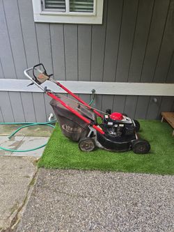 YBRAVO 21" COMMERCIAL LAWN MOWER *HONDA ENGINE*