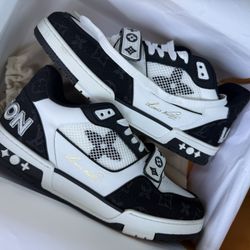 Louis Vuitton Sneakers