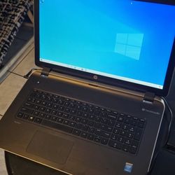 Hp 17" i7 Window 10 Laptop