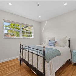 Black Bed Frame - full 