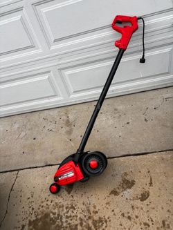 Used like new Black Decker 2 in 1 Landscape Edger corded