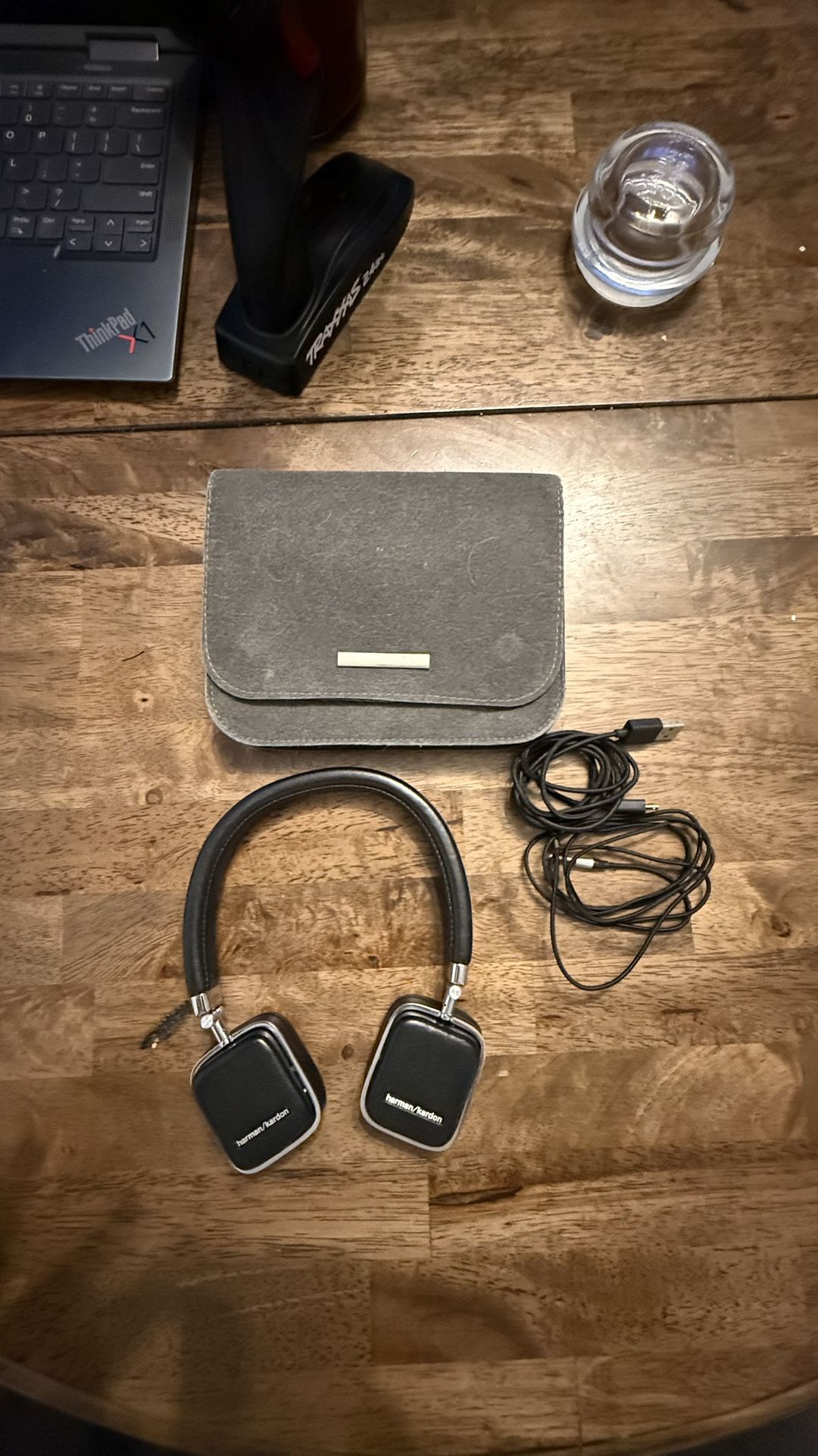 Harmon Kardon soho Wireless Headphones