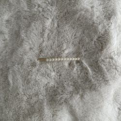 Like New - Elegant Pearl Hair Clip