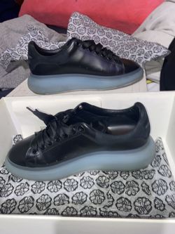 ALEXANDER McQUEEN