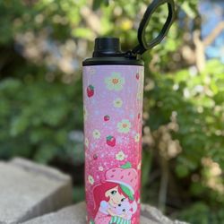 Strawberry Shortcake Water Bottle Tumbler 🩷❤️🍓