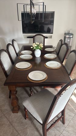 Dining Room Table and Chairs