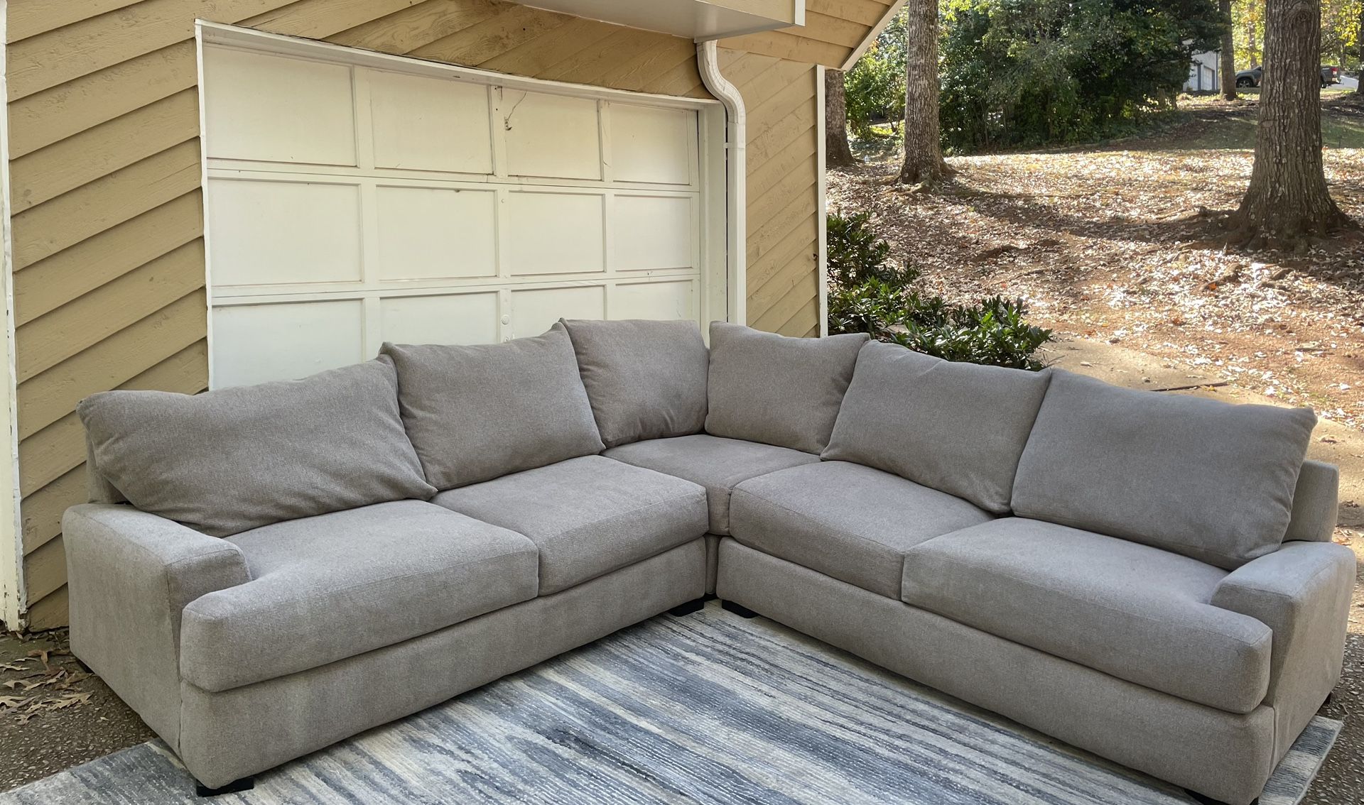 Broyhill Gray 3-piece sectional