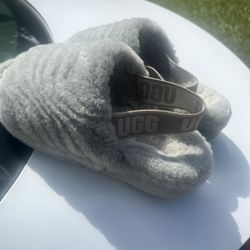 UGGS