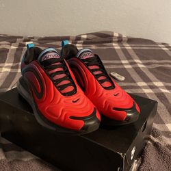 Air Max 720’s, Size 11