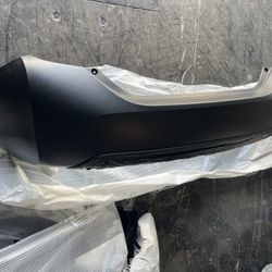 14-19 Toyota Corolla Rear Bumper 