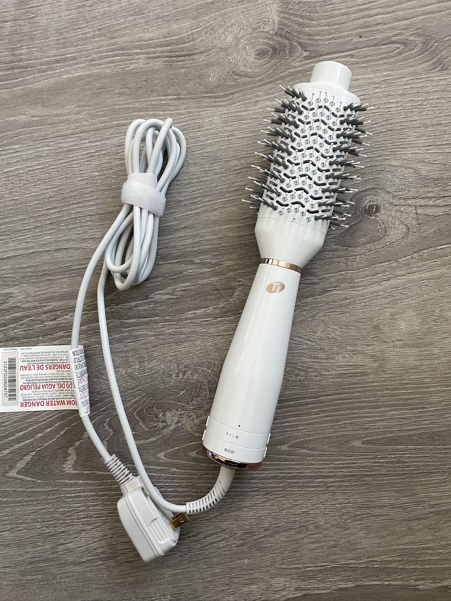 T3 AireBrush Blow Dryer And Styler 