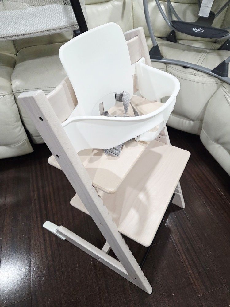 Stokke Tripp Trapp High Chair 2, Natural - Includes Chair + Baby Set with Removable Harness