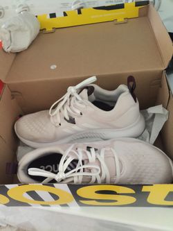 Adidas shoes size 7