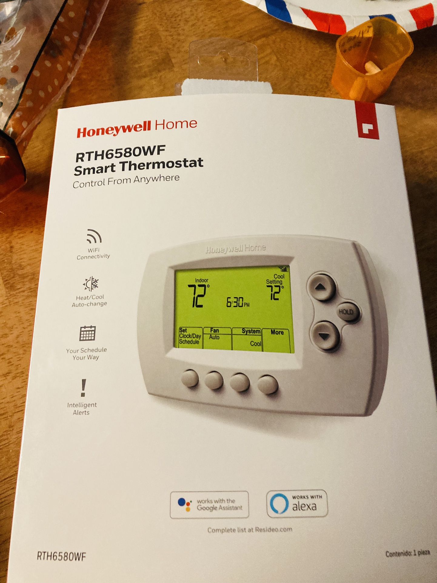 HONEYWELL WIFI THERMOSTAT NEW