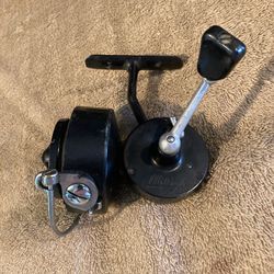 VINTAGE MITCHELL GARCIA 304 Reel