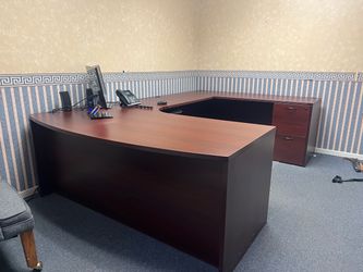 3PC Executive Desk!