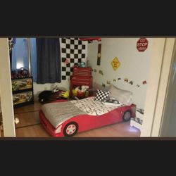 Kids Race Car Bed Frame w/ Mattress 