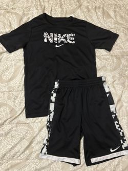 Nike Boys Outfit Shirt And Shorts 