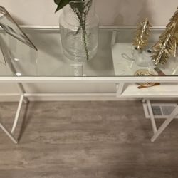 Office Glass Table Or Corner Table 