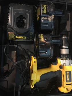 DEWALT Cordless ½” Drill with 2-Batteries Charger and Case