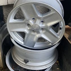 4 Jeep Rims 