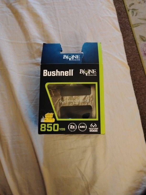 Bushnell 850 yard Range Finder