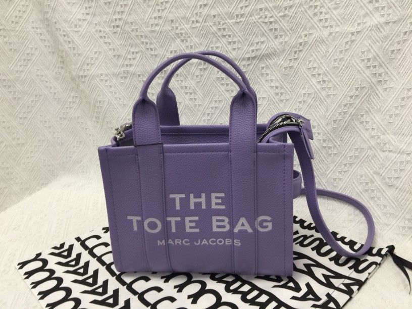 Marc Jacobs the Leather Small Tote Bag