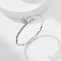 Van Cleef And Cartier