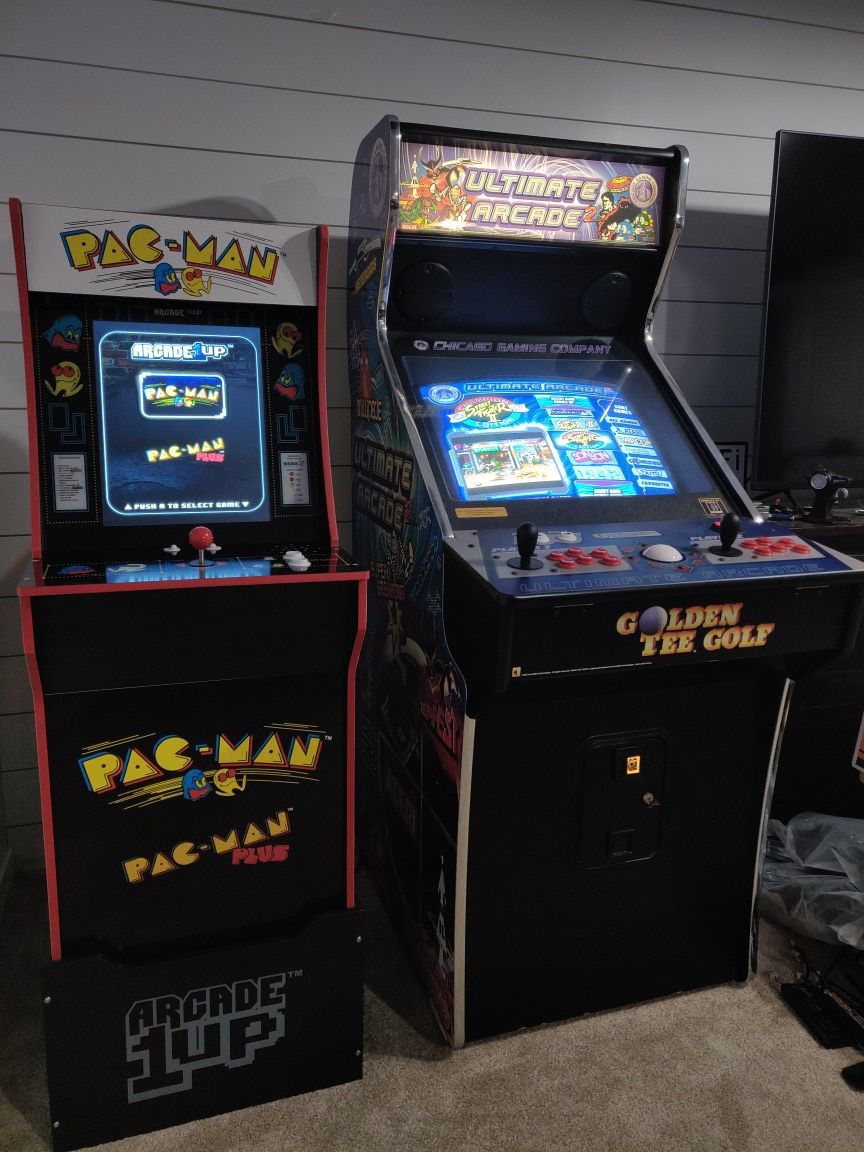 Arcade1up Pac-Man Arcade Machine with Riser ( Pac-Man and Pac-Man plus) Great Condition!