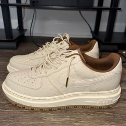 Air Force 1 Low Luxe Size 10