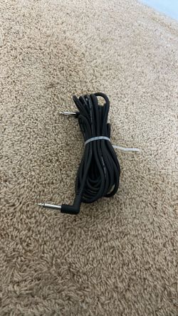 ZoZo 20 ft Straight/Right Angle Guitar and Instrument Cable in black.
