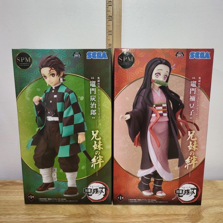 Tanjiro & Nezuko Matching Hold Hands Figure Set, Demon Slayer, Kimetsu No Yaiba