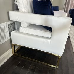 Modern TOV Accent Chairs (Set of 2) – White Faux Leather & Gold Base