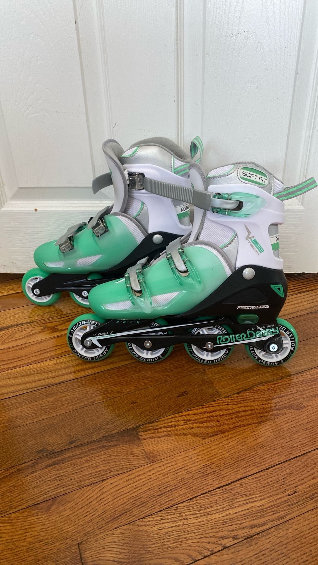 Roller blades