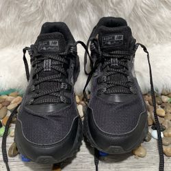 New Balance 410 v6 Men SZ  7.5 D Black Gray Hiking Trail Running Shoes Sneakers 