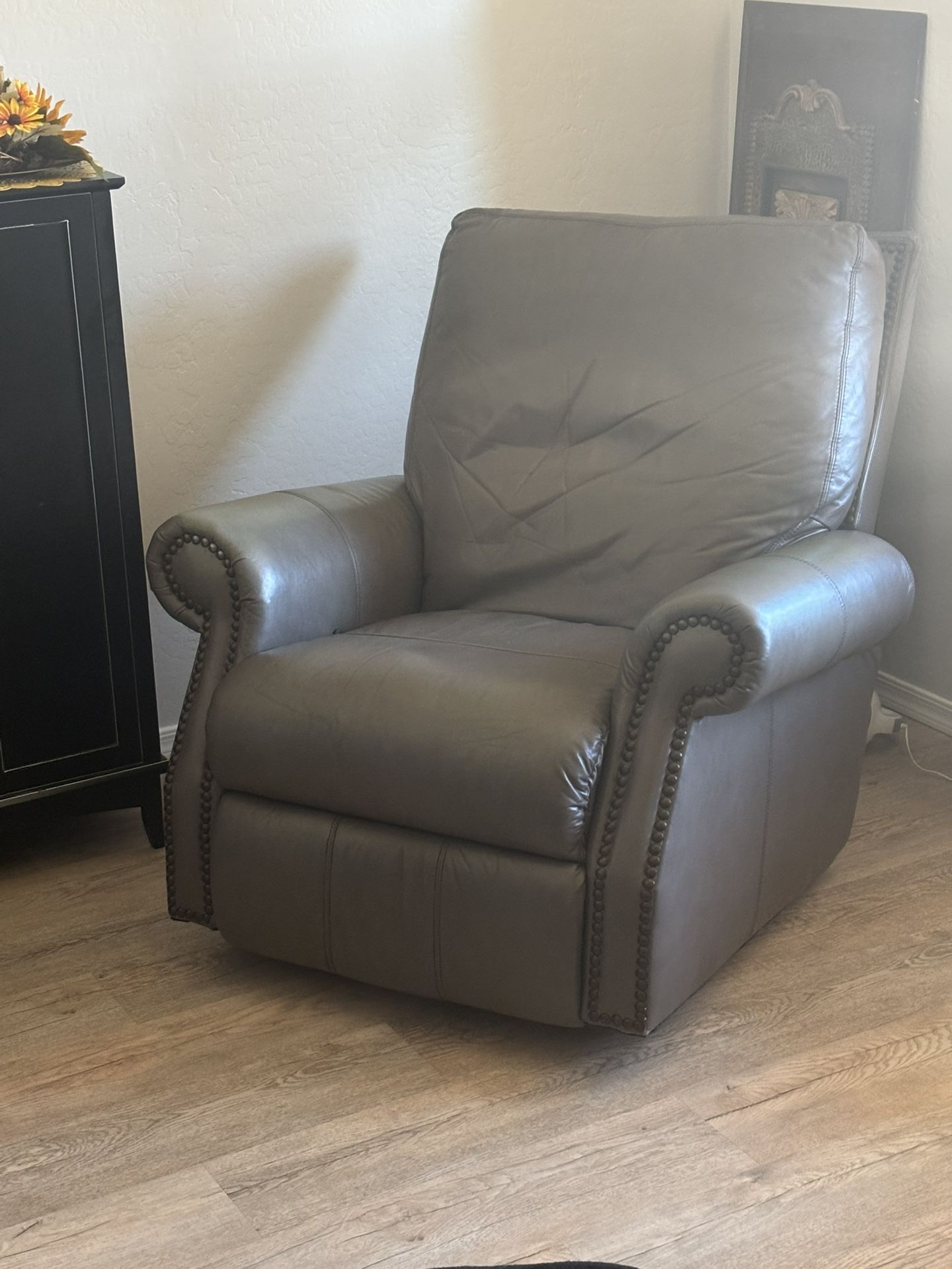 Comfortable Leather Recliner