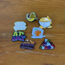 Weed Smoker Collectible Jacket Shirt Bag Pins 