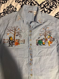 The Disney Catalog Vintage Winnie the Pooh Halloween Embroidered Denim Shirt Size Small