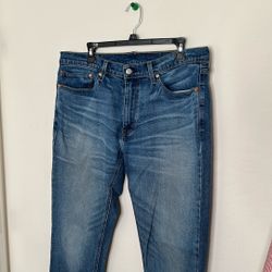Levi’s Classic Blue Slim-Straight Jeans – Gently Worn, W34 L36