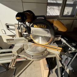 Saw Machine with stand 