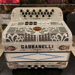 Acordeon Gabbanelli Dos Tonos Fa Y Sol  $5,500 