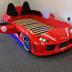 Twin Size Car Bed Different Colors Are Available 