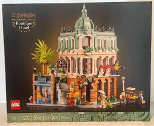 LEGO Boutique Hotel #10297 New Sealed Box