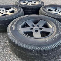 17” Jeep Wrangler Gladiator Grand Cherokee We Finance Rims Wheels Tires Set 